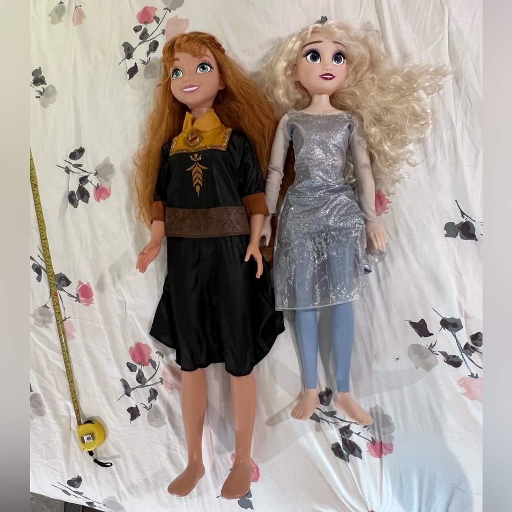 Rare GIANT ANNA & ELSA Frozen 2 Dolla